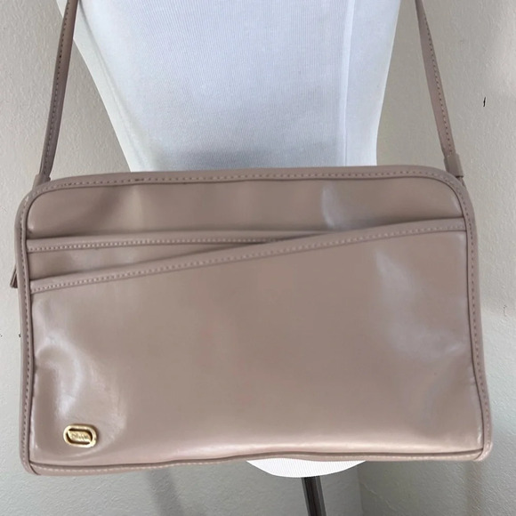 Vibrate Phillippe Cream Summer Rectangular  Shoulder Bag - Picture 2 of 13